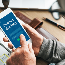 Este es el nombre que aparece en tus apps del banco para cambiar tus transferencias (Foto: Freepik)
