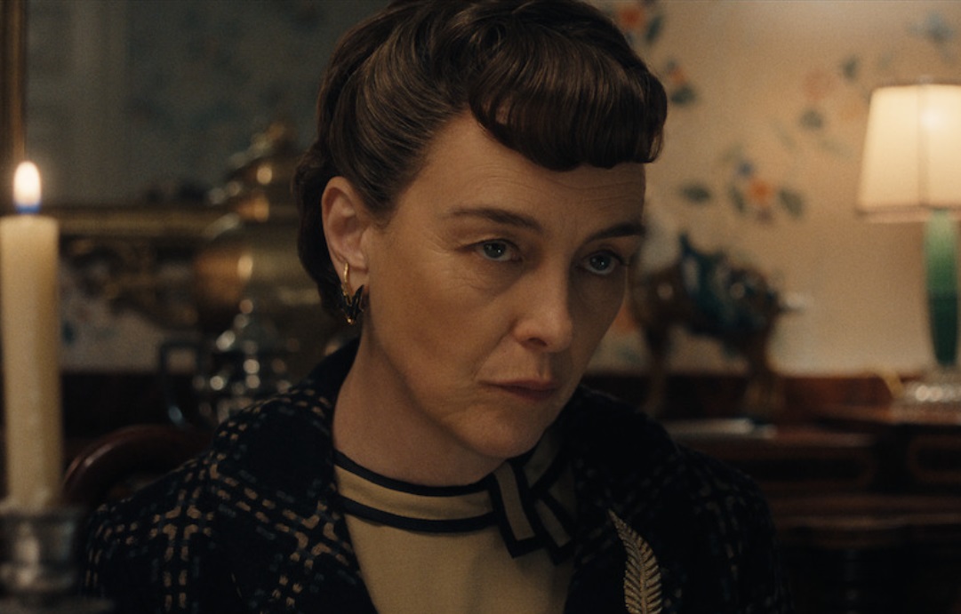 Olivia Williams como Alma Reville (Foto: Netflix)