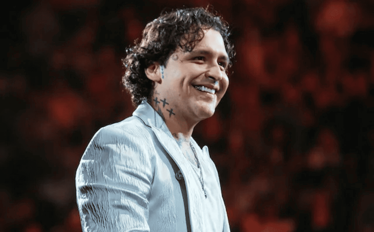 Christian Nodal impacta en redes sociales con sorprendente cambio físico (Foto: Getty Images)