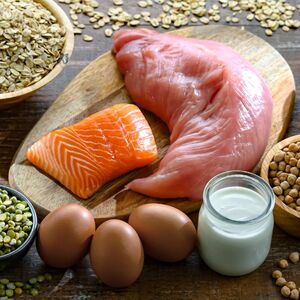La nueva Guía Alimentaria de América 2025 revela cuál es el alimento con más proteína, y no, no se trata de la carne (Getty Images)