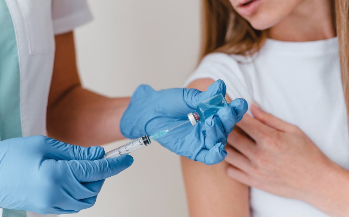 Vacuna del VPH en niñas: ¿A partir de qué edad debe aplicarse? (Foto: Freepik)