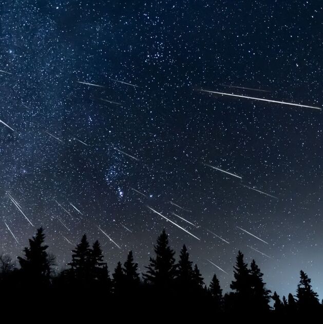 Lluvia de estrellas Dracónidas 2025: Cuándo y dónde ver en México (Foto: Freepik)