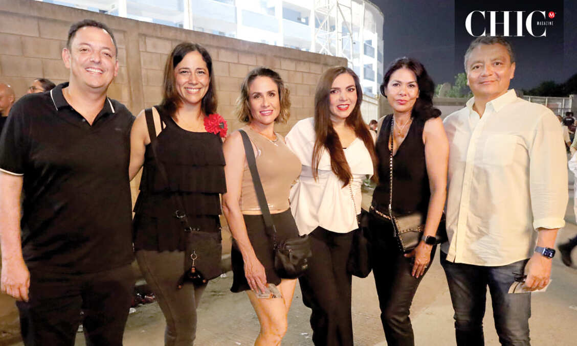 Ricardo Orozco, Anilú De Orozco, Paulina Castro, Pilar Garza, Nadia González y Roberto Montes