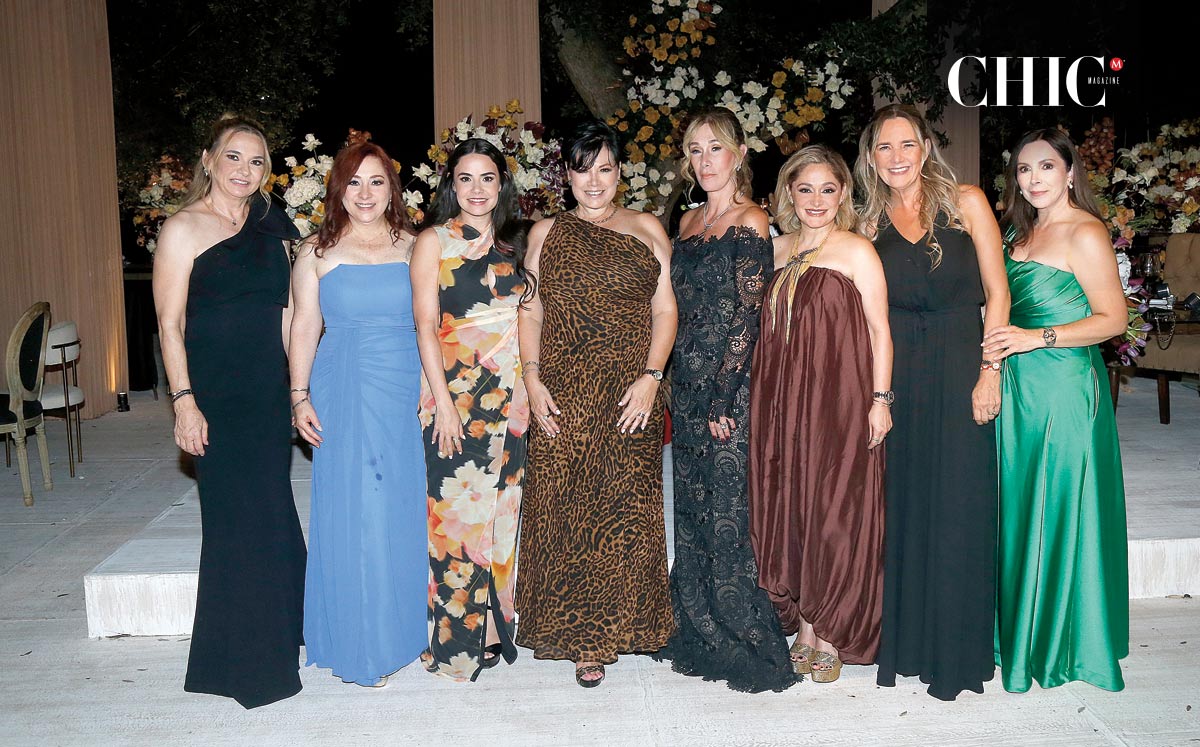 Alejandra Gómez, Nelly Nava, Alejandra Martínez, Norma Cantú, Lily de Herrera, Irma de Garza, Layla de Gutiérrez y Mayela Gómez