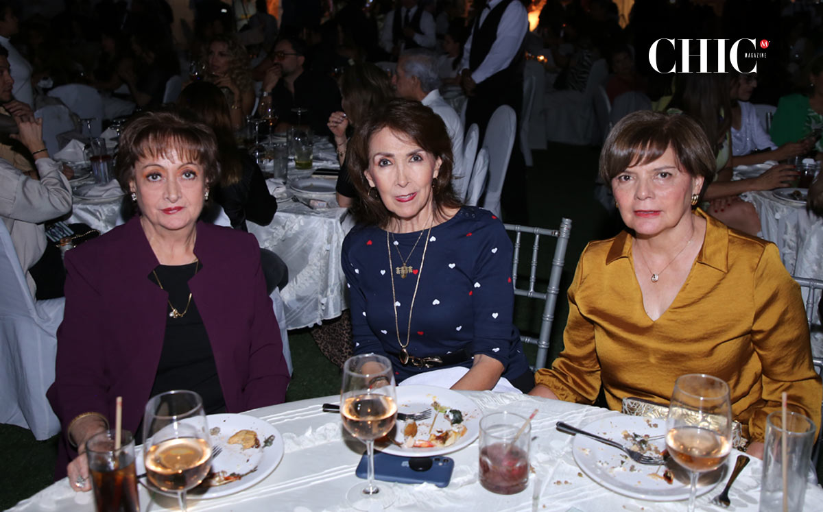Dora, Paty y Laura