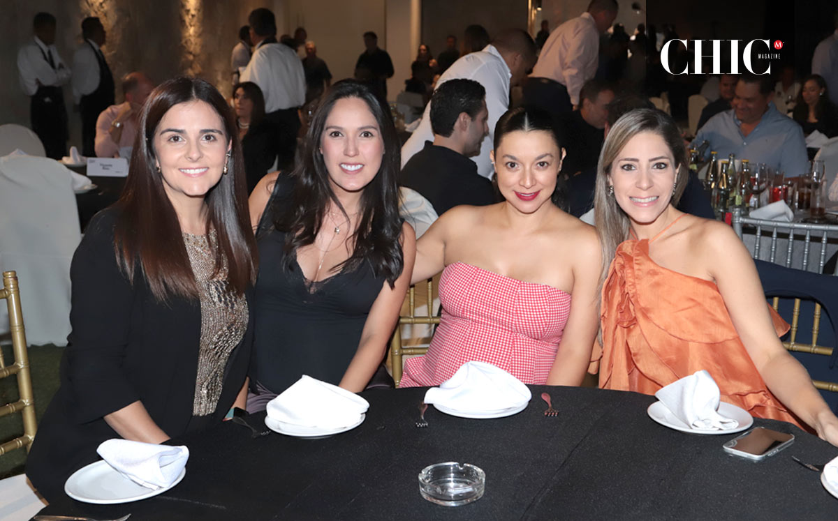 Marcela Salum, Andrea Valenzuela, Claudia Briones y Lorena Navarro