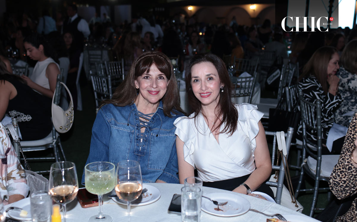 Maribel Barrera y Lorena Parra