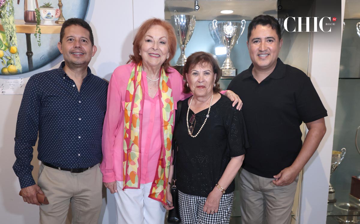 Mario, Nancy, Graciela y Guillermo