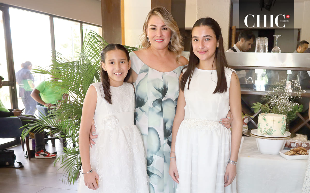 Elena Altamirano, Pamela Angulo y Julieta Altamirano