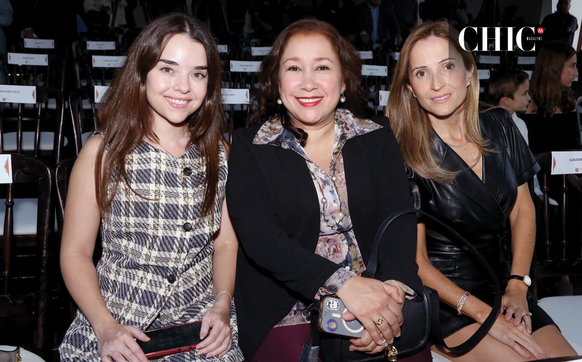 Ana Sofía Serna, Lucy Taha de Fernández y Paulina Escamilla de Fernández