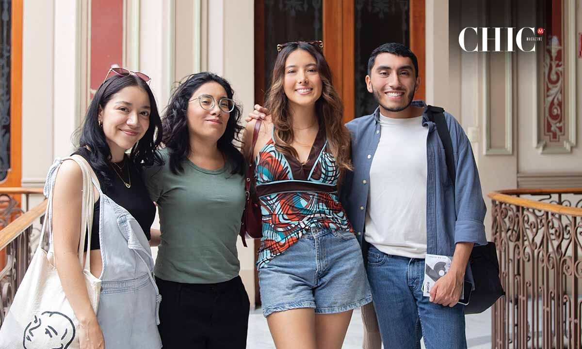 Tam Reyes, Rebeca Mendoza, Sarah Valencia y Roberto Mendoza