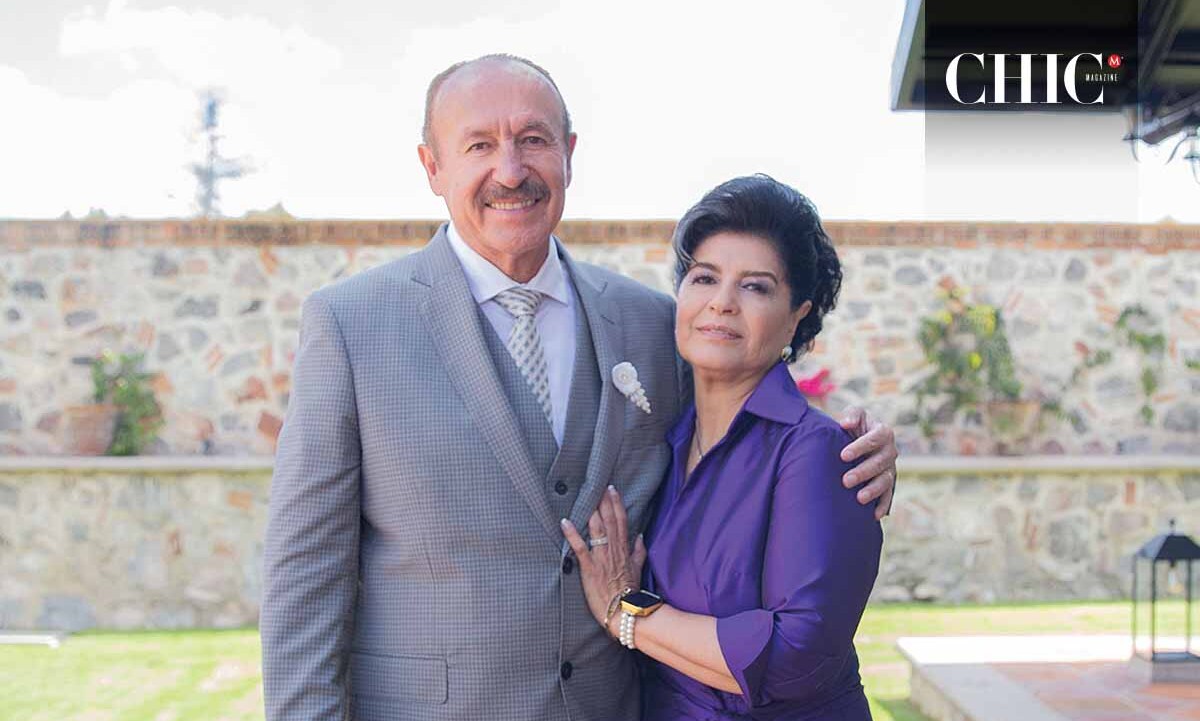 Papás del novio. Rafael Loredo y Laura Loredo