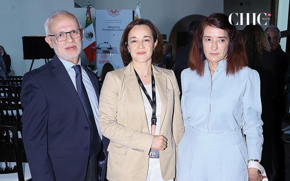 Javier López de Arriaga, Yolanda Falcón y Taiyana Pimentel