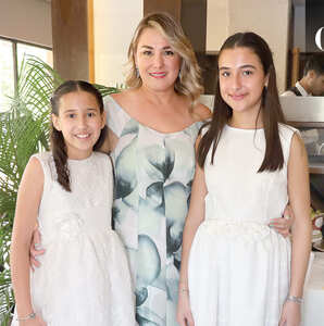 Elena Altamirano, Pamela Angulo y Julieta Altamirano