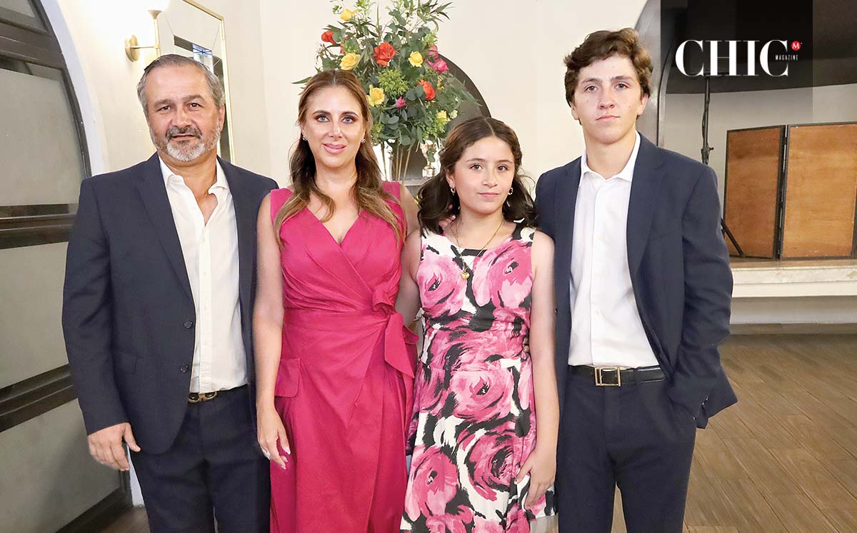 Leandro Elizondo, Andrea Leal, Carmen Elizondo y Leandro Elizondo