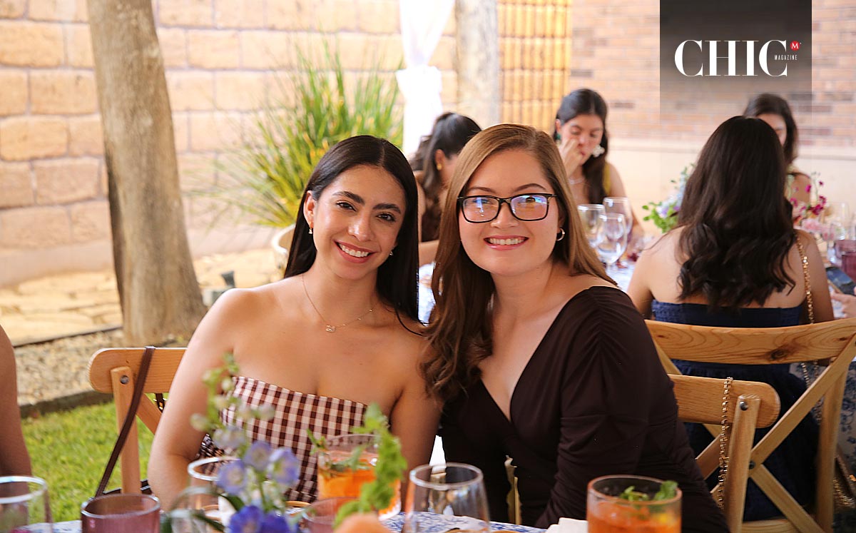 Andrea Gómez y Valeria