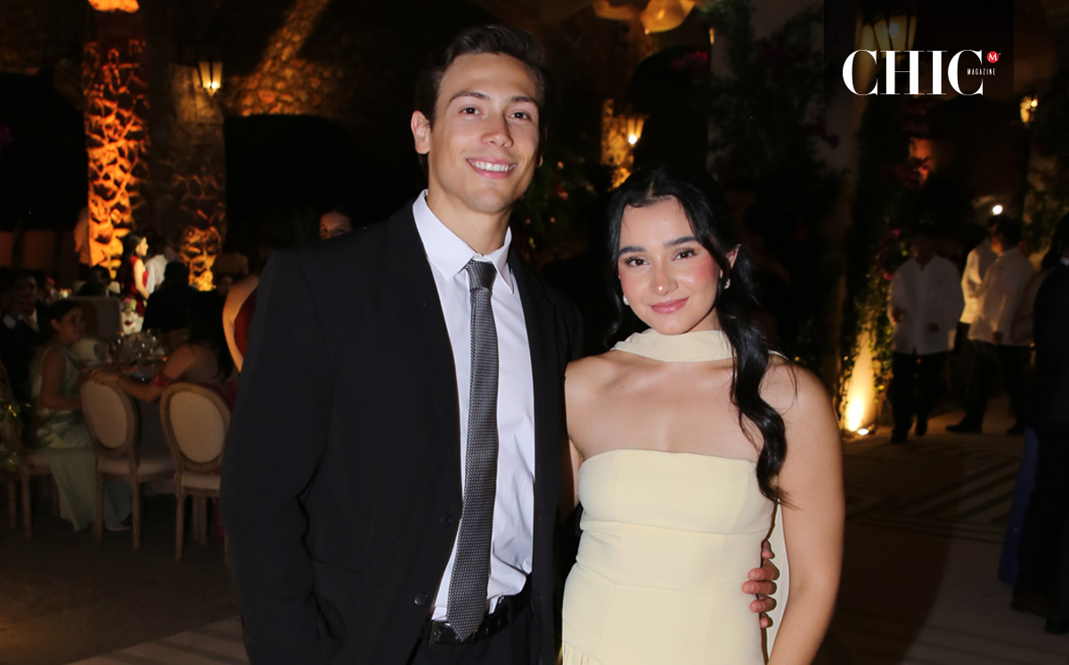 Arturo Aguilar y Renata Valdez