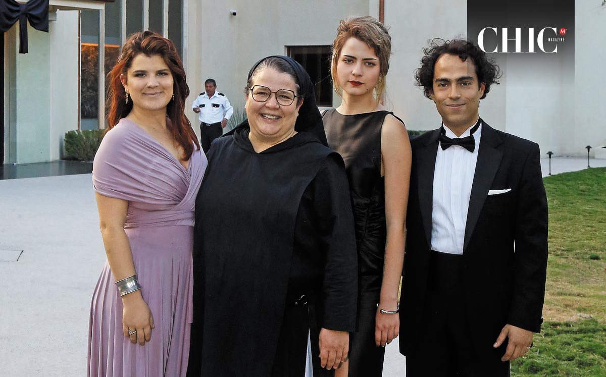 María Chaparro, Vanessa Fernández, Ana Chaparro y Javier Montoro