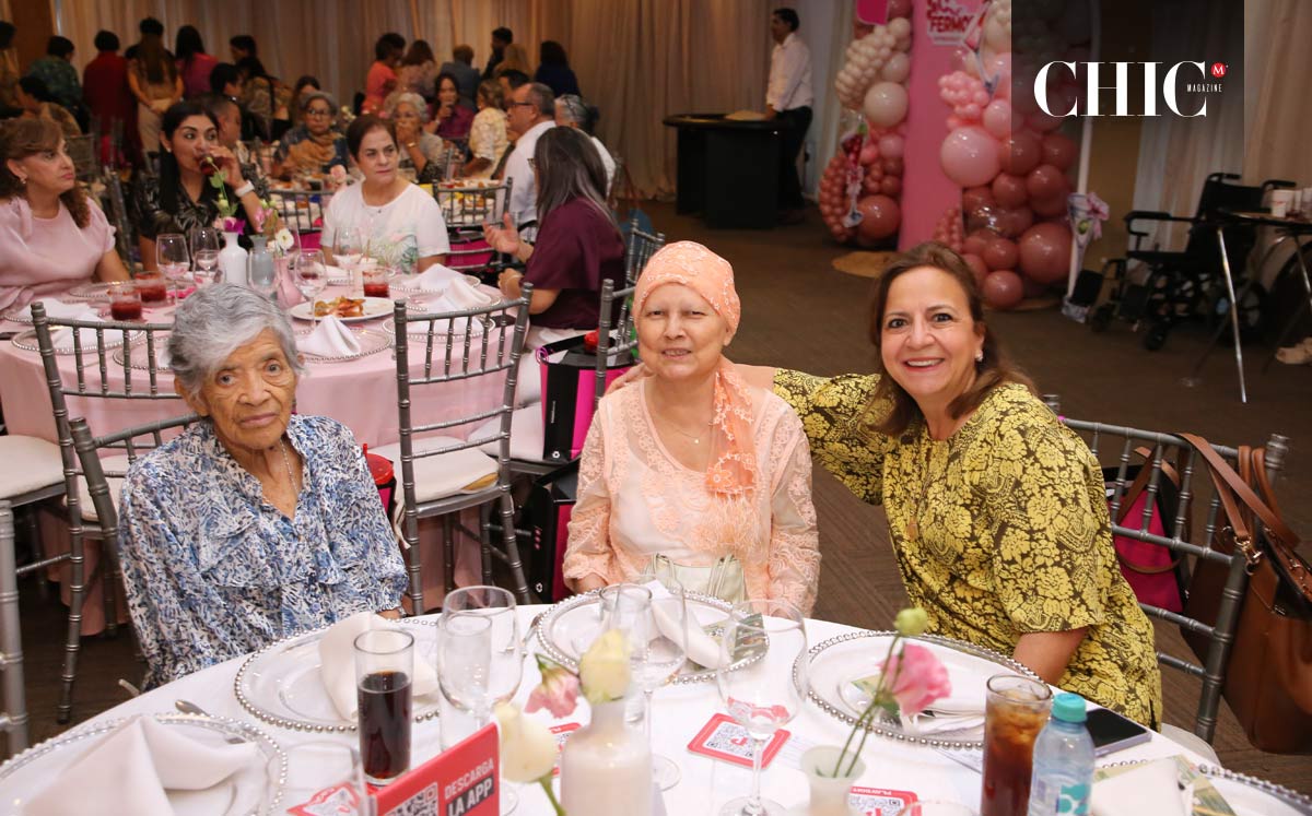 María Elena, Blanca y Lulú