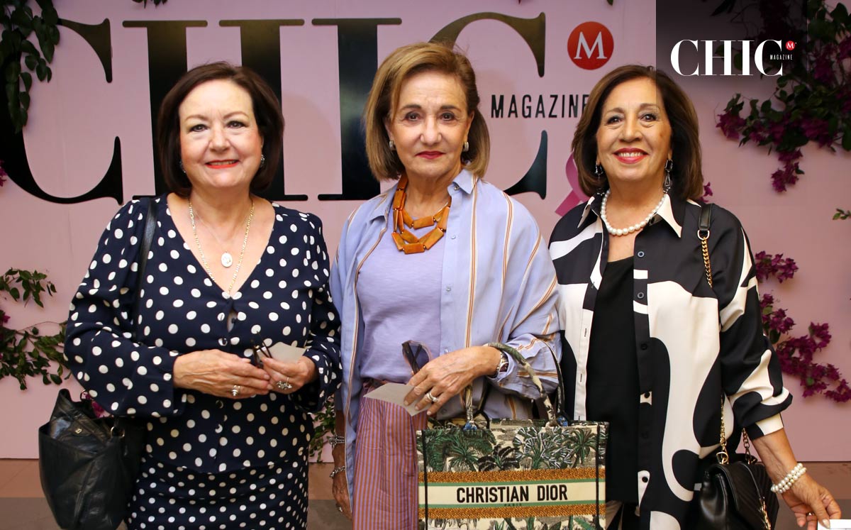 María Isabel Saldaña, Lucrecia Santibáñez y Carmen Meléndez