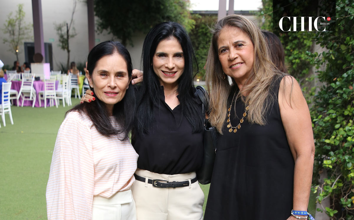 Mónica, Blanca y Pilar