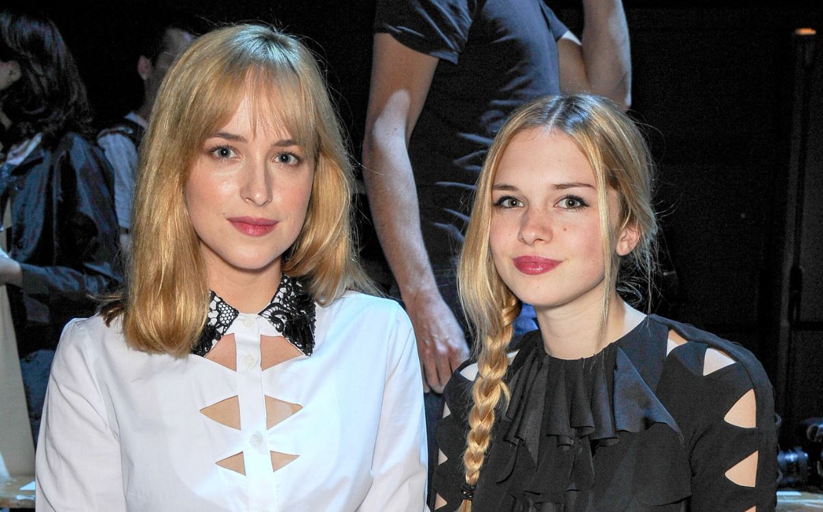 Dakota Johnson roba cámara en la boda de Stella Banderas (Foto: Getty)