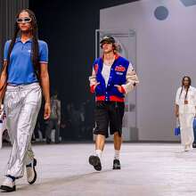 La pasarela de Pepsi en la Volvo Fashion Week México combinó innovación, juventud y estilo urbano. (Cortesía)