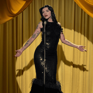 Cazzu enternece en redes sociales con el disfraz de Halloween de su hija Inti