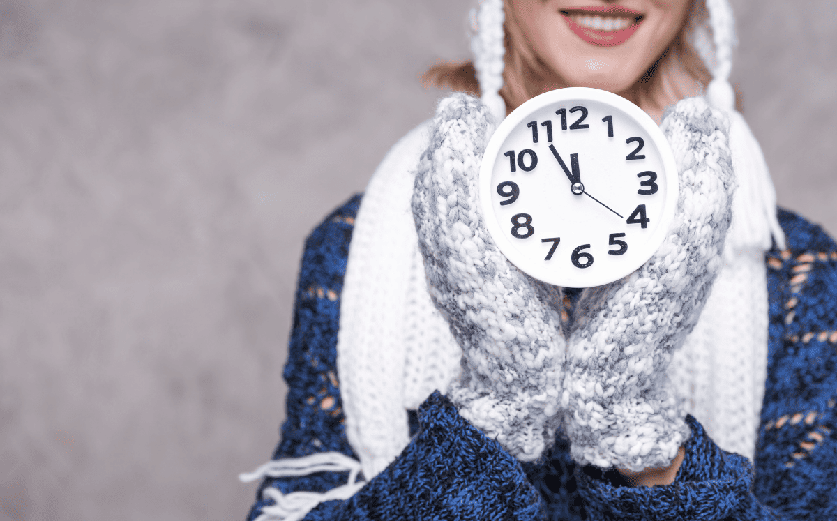 ¿Faltan pocos días para el horario de invierno? Conoce cuándo y dónde aplica en México este 2025 (Foto: Freepik)