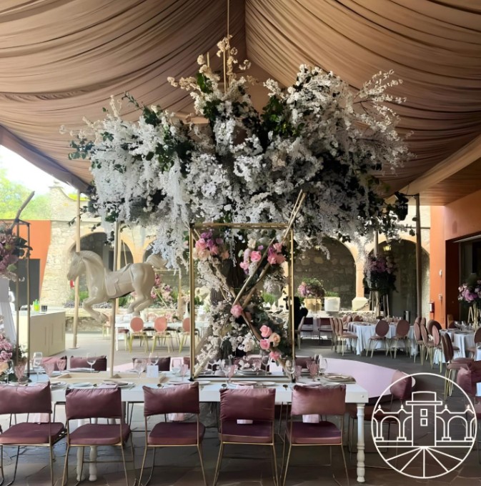 Un refugio de historia y encanto natural donde el amor se celebra con elegancia. (Cortesía)