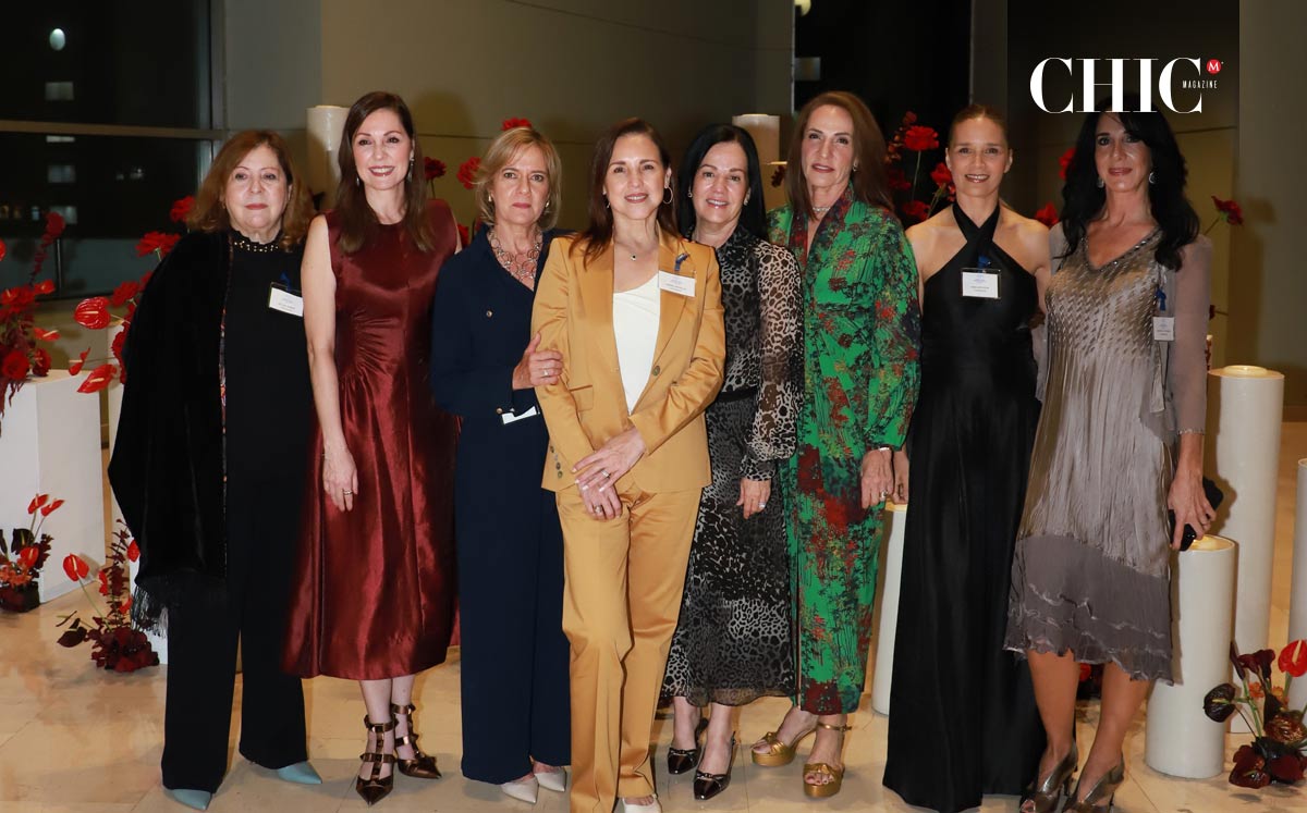 Sylvia Barba, Laura Garza, Nohemí Suess, Lorena Medellín, Sandra González, Isabel Ruenes, Gina Zertuche y Ana Roesch Fotos: Roberto Alvarado