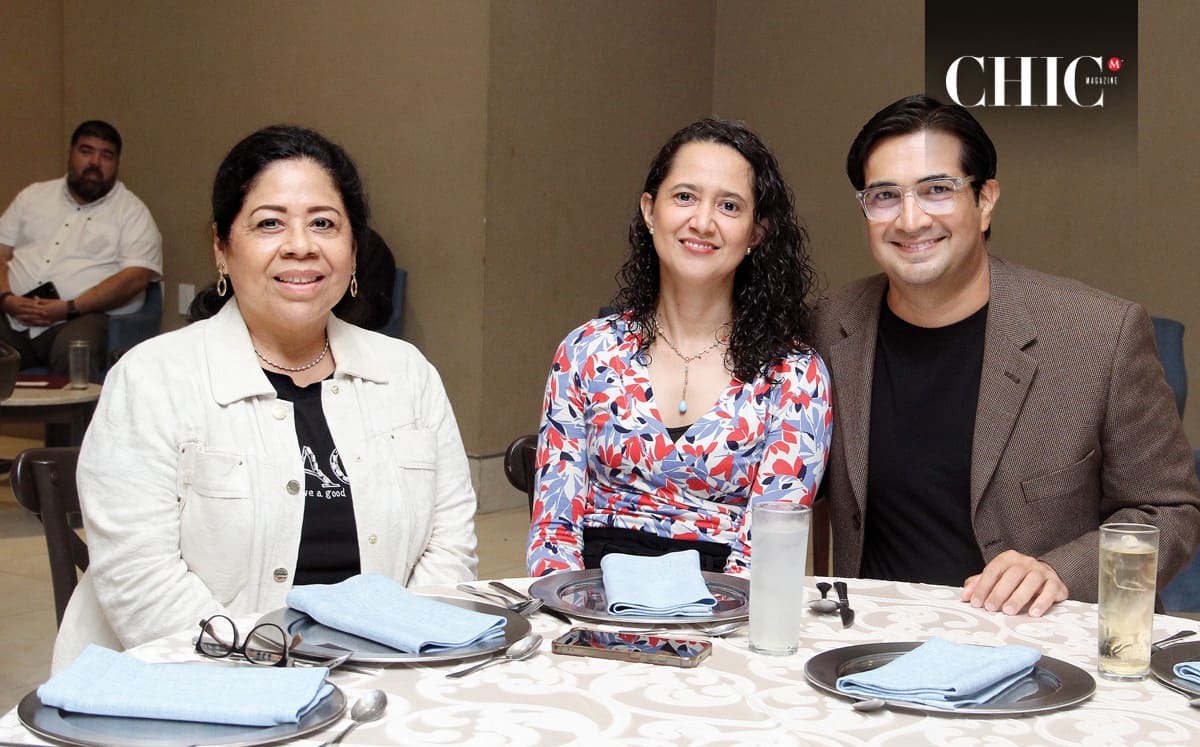 Alma Bolaños, Lupita González y Aldo Izaguirre