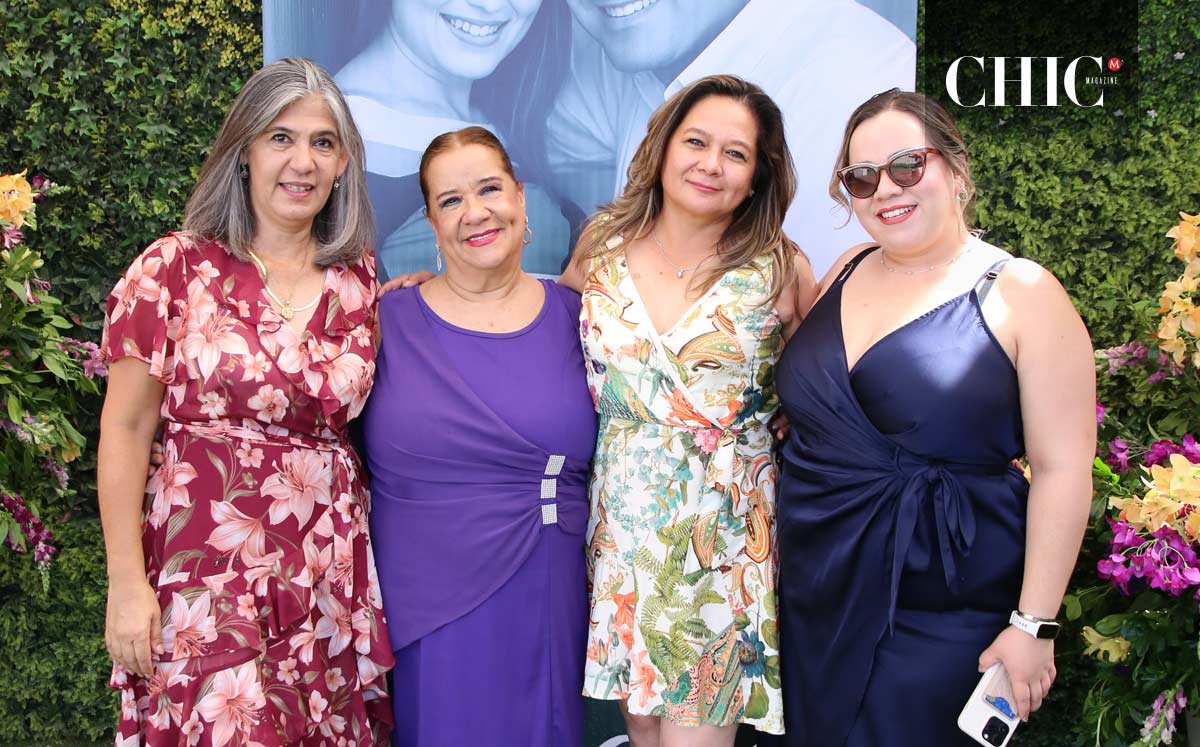 Cecilia Aguirre, Blanca Aguirre, Norma Aguirre y Blanca Alicia