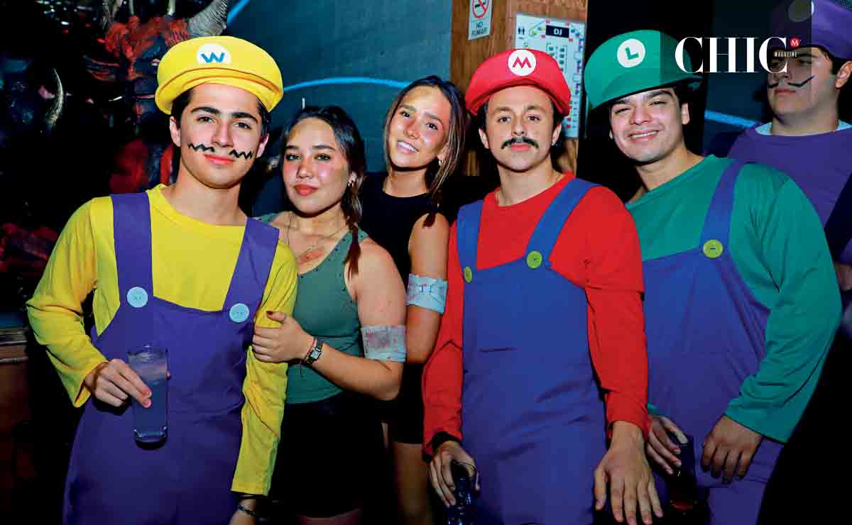 Alberto Peña, Sandra Checaiban, Mila Filizola, Emilio Meza y Benito Pérez / Fotos: Roberto Alvarado