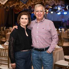 Carmelita y Luis Gurza