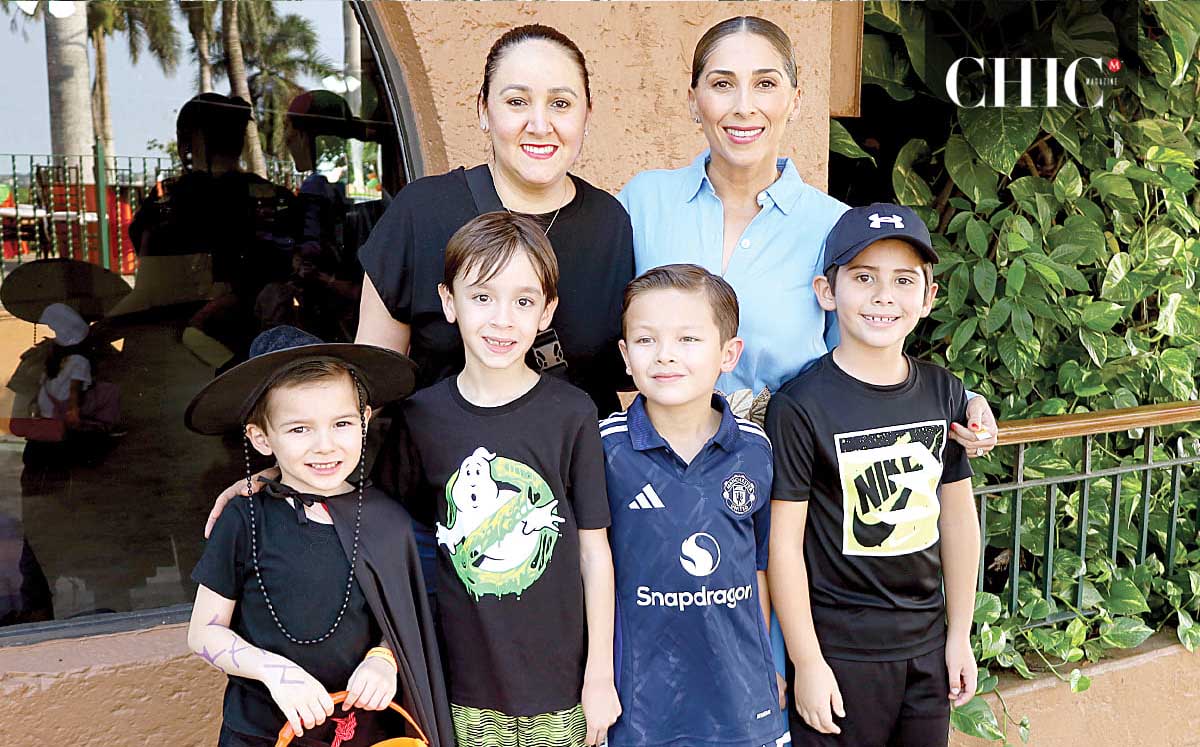 Grace Conde, Denisse Alemán, David Cordero, Guillermo Maron, Ricardo Elizondo y Marcelo Florencia