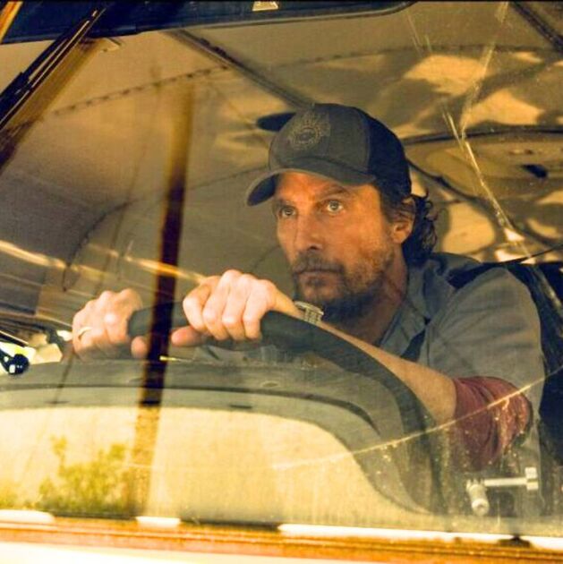 La nueva película de Matthew McConaughey muestra el valor humano durante los incendios de California en 2018 (Apple TV)