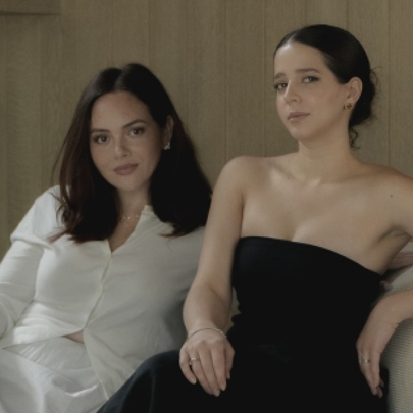 Carmen Llaguno y Daniela Cárdenas crearon un chocolate que rompe con el guilty pleasure por sus ingredientes botánicos / Foto: Silvia Casso - Bejines