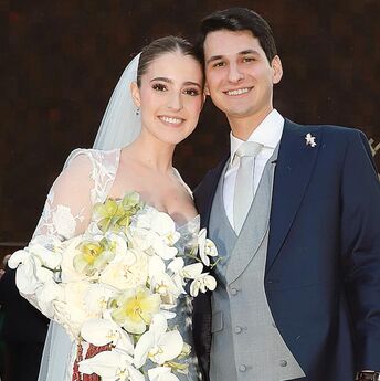 Regina Garza y Adrián Gutiérrez. Fotos: Daniel Saldívar, Roberto Alvarado / @VELORA_WEDDINGS