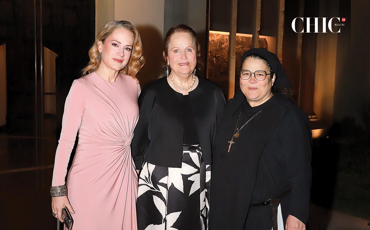 Alana Fernández de Sada, Norma Zambrano y Vanessa Fernández