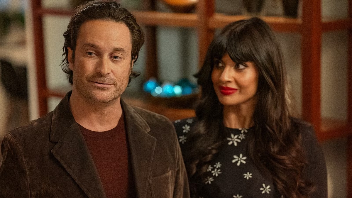 Jameela Jamil es Tess (Foto: Netflix)