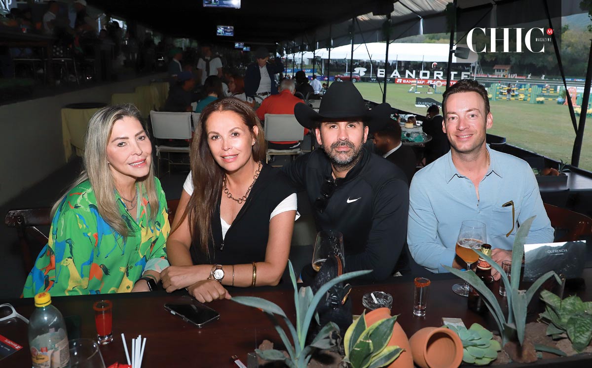 Lilian de Campos, Margarita Gutiérrez y Jorge Arce