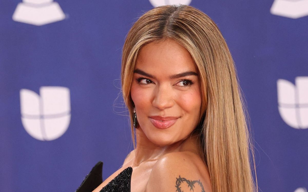 Así es como Karol G robó miradas en los Latin Grammy con un espectacular vestido (Foto: Instagram)