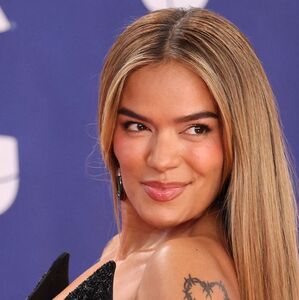 Así es como Karol G robó miradas en los Latin Grammy con un espectacular vestido (Foto: Instagram)