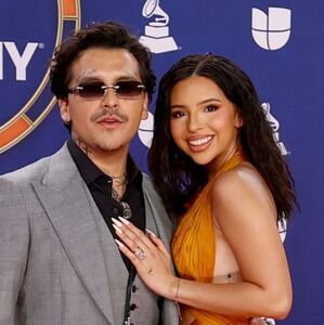 Aunque no fue nominada, Ángela Aguilar asistió a los Latin Grammy 2025 (IA)