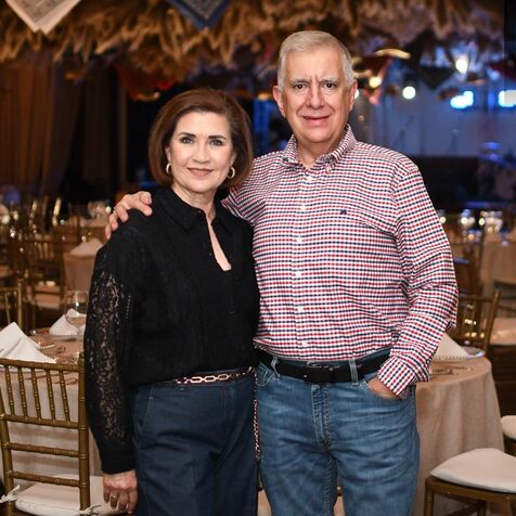 Carmelita y Luis Gurza