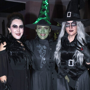 Elisa Esparza, Hilda Gallegos y Claudia Leal