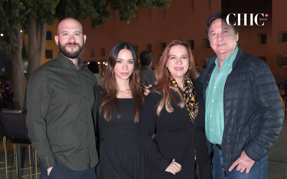 Emanuel, Ana Melissa, Elsa y Jesús Navarrete