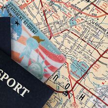 La Embajada de Estados Unidos anuncia cambio clave en CDMX para tramitar la visa americana (Foto: Freepik)