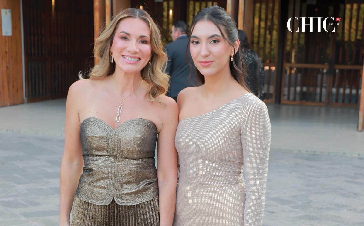 Patricia Alvarado y Regina Olivares